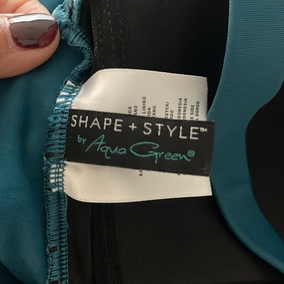 Shape + Style by Aqua Green UPF 50 Sweetheart Neck Seamed 1 Piece Swimsuit Sz 6 - Picture 10 of 16